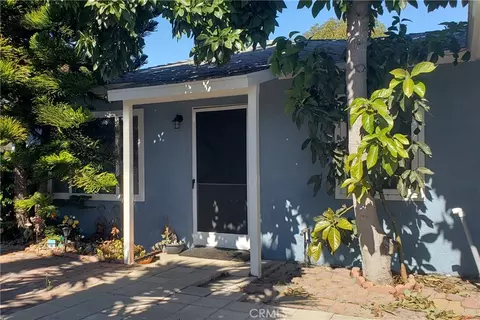 970 W 19th St, Costa Mesa, CA 92627