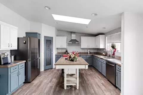 18840 Grand Ave, Lake Elsinore, CA 92530