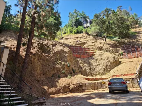 5894 Lorae Pl, Los Angeles, CA 90068