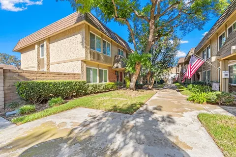 18072 Mammoth Ct, Fountain Valley, CA 92708