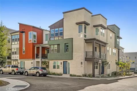 102 Tenor, Irvine, CA 92618