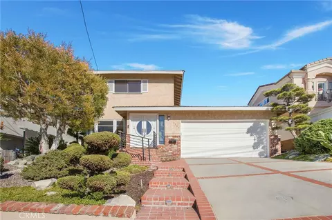 2203 Speyer Ln, Redondo Beach, CA 90278