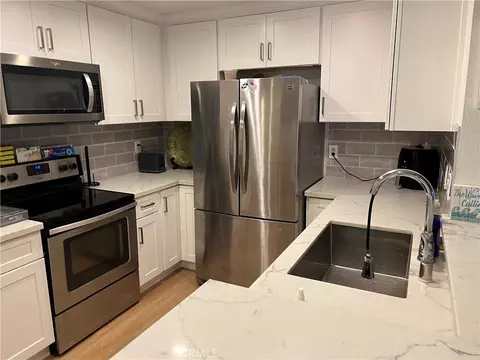 21372 Brookhurst St #512, Huntington Beach, CA 92646