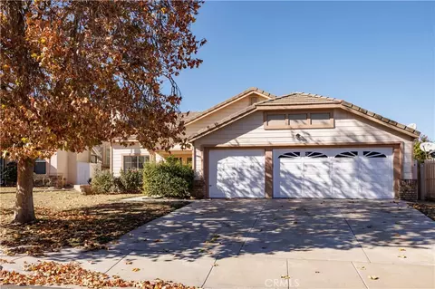 32485 Oak Knoll Ln, Lake Elsinore, CA 92530