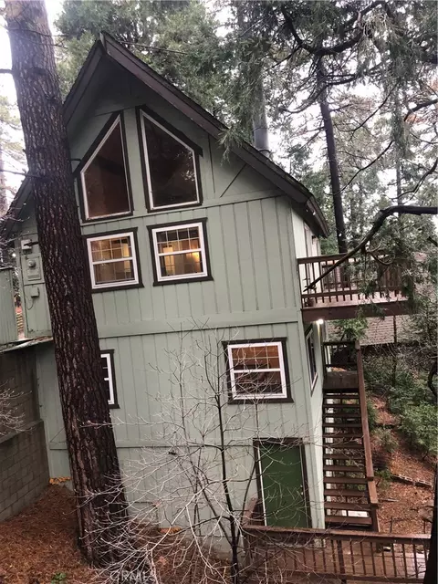 23804 Lakeview Dr, Crestline, CA 92325 photo 1