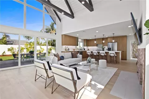 9361 Candlewood Dr, Huntington Beach, CA 92646
