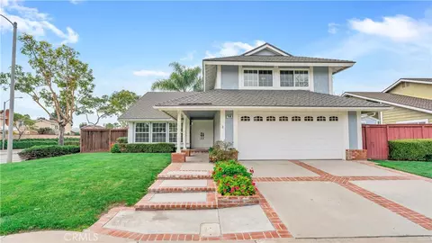 14 Mayflower, Irvine, CA 92620