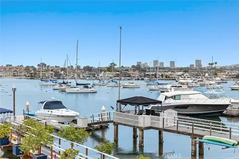 211 Edgewater Ave, Newport Beach, CA 92661
