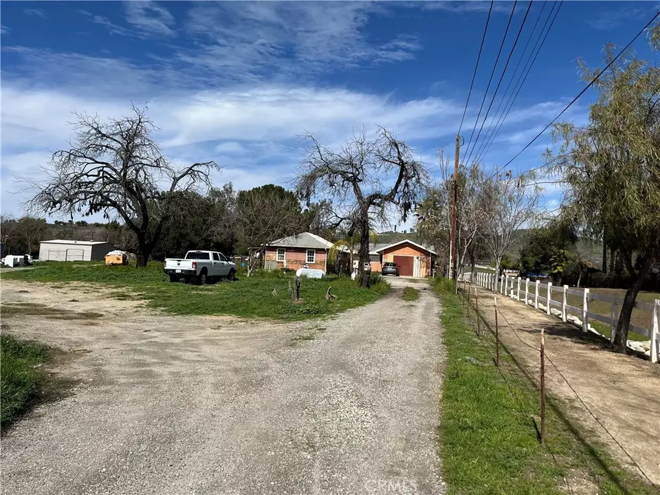 32426 Avenue D, Yucaipa, CA 92399 1 photo Movoto