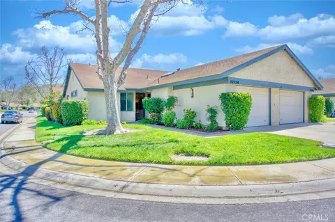 22220 Village 22, Camarillo, CA 93012