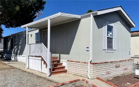 1097 State St #5, Hemet, CA 92543