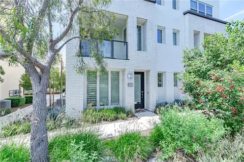 234 Harringay, Irvine, CA 92618