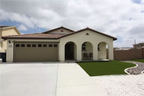 493 Black Oak Ct, San Jacinto, CA 92582
