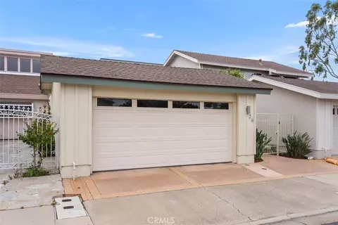 26 Spicewood Way, Irvine, CA 92612