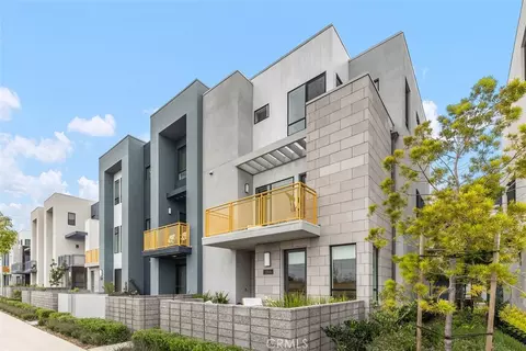 2245 Skylar Pl, Tustin, CA 92782