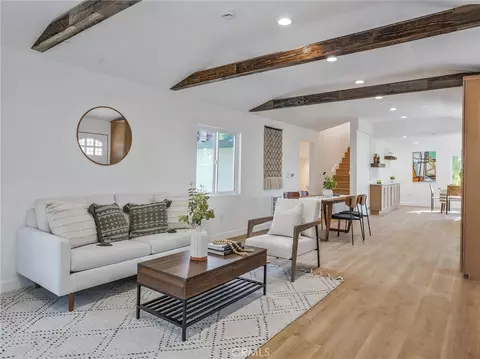 44 Vista Circle Dr, Sierra Madre, CA 91024