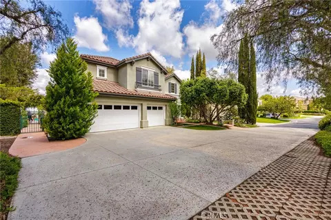 2009 N Acacia Ave, Fullerton, CA 92831