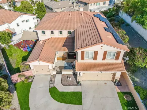 43 Vista Palermo, Lake Elsinore, CA 92532