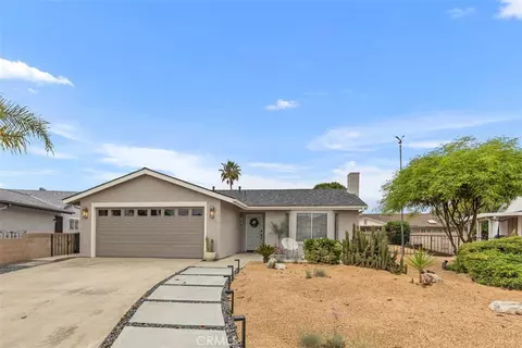 2309 El Toro Cir, Hemet, CA 92545