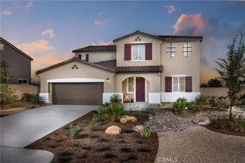 7712 Messina Heights Ln, Highland, CA 92346