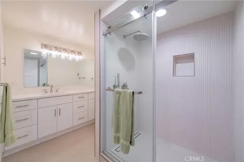 13902 Thunderbird #8J, Seal Beach, CA 90740