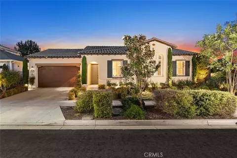 100 Tinker, Irvine, CA 92618
