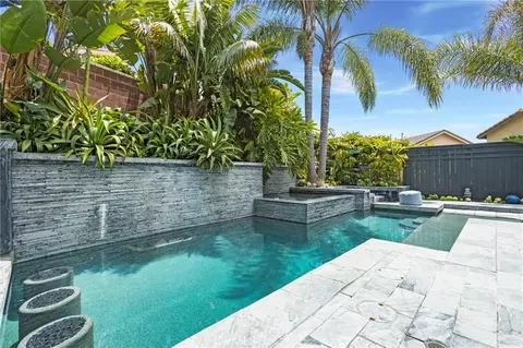 34 Potters Bnd, Ladera Ranch, CA 92694