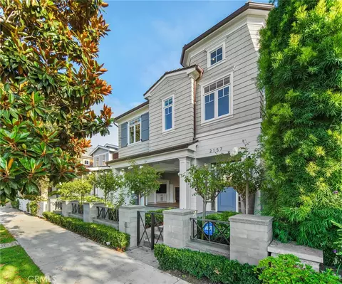 2157 E Ocean Blvd, Newport Beach, CA 92661