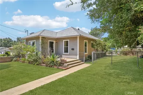 109 N Lima St, Sierra Madre, CA 91024