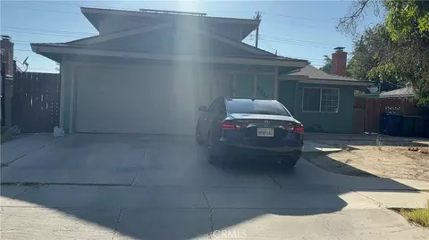 44455 Hanstead Ave, Lancaster, CA 93535