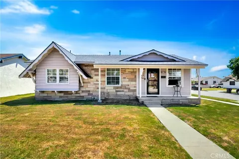 21444 Claretta Ave, Lakewood, CA 90715