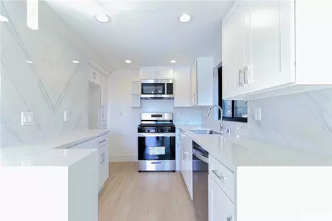 420 Cypress Dr #420, Laguna Beach, CA 92651