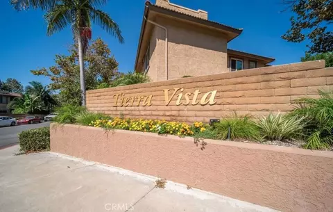 25273 Oak Canyon Ln #4, Lake Forest, CA 92630