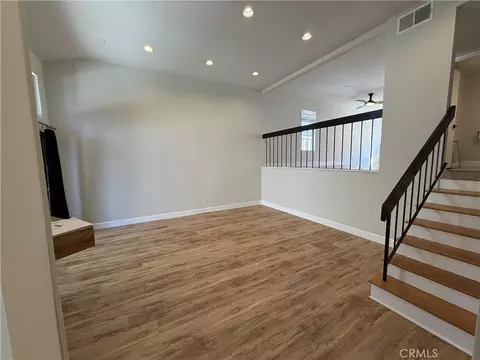6225 Shoup Ave #101, Woodland Hills, CA 91367
