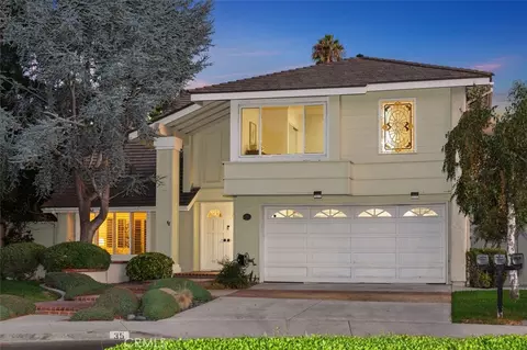 35 Fortuna E, Irvine, CA 92620