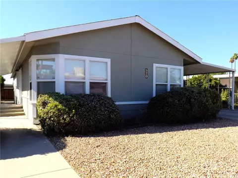 520 Santa Clara Cir, Hemet, CA 92543