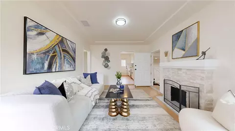 1343 W 98th St, Los Angeles, CA 90044