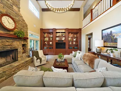 Living - 28291 Williams Canyon Rd, Silverado, CA 92676 photo 3 of 8