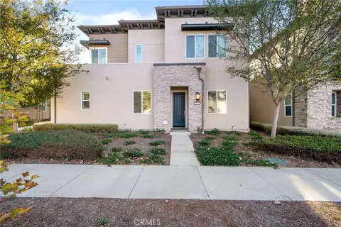 222 Follyhatch, Irvine, CA 92618