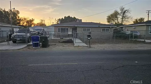5521 Beach St, Riverside, CA 92509