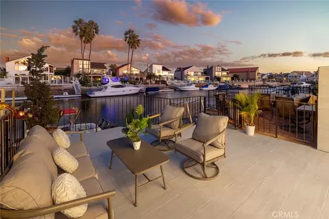 16084 Bonaire Cir, Huntington Beach, CA 92649