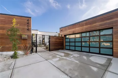 4404 Don Zarembo Dr, Los Angeles, CA 90008