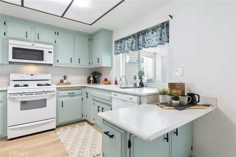 2218 El Rancho Cir, Hemet, CA 92545