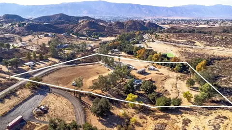 23700 Oak Circle Dr, Wildomar, CA 92595