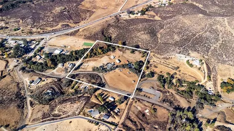 23700 Oak Circle Dr, Wildomar, CA 92595 photo 5