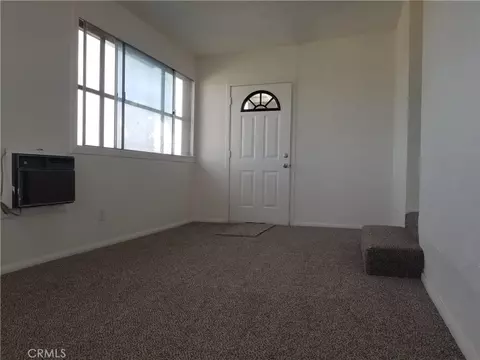 Living - 31072 Azurite Rd, Lucerne Valley, CA 92356 photo 2 of 8