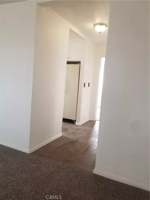 Entry Way - 31072 Azurite Rd, Lucerne Valley, CA 92356 photo 1 of 2