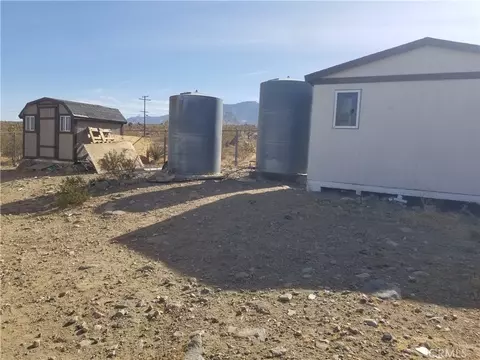 Exterior - 31072 Azurite Rd, Lucerne Valley, CA 92356 photo 6 of 11