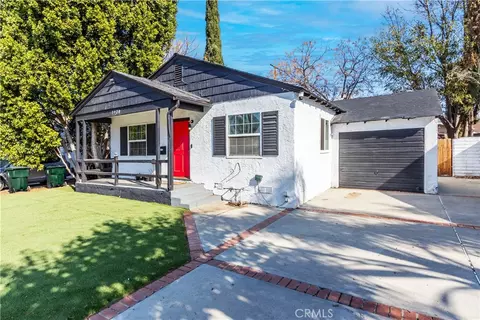 5920 Shoshone Ave, Encino, CA 91316