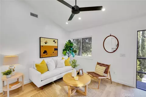 2147 Vestal Ave, Los Angeles, CA 90026